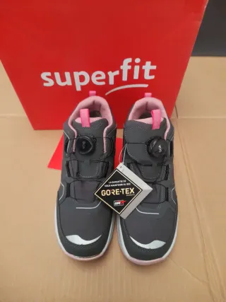 Botas Superfit Negras y Rosas