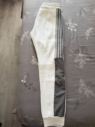 Pantalón chándal Adidas blanco a estrenar