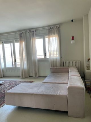 Sofá chaise longue beige