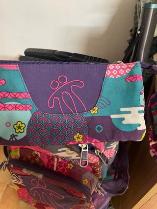 Mochila y estuches Totto