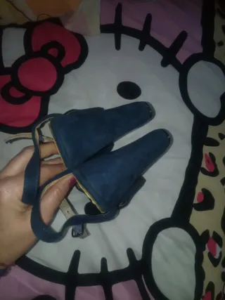Zapatos de tacón azul talla 38