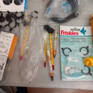 Set accessori per acquari Friskies, sera