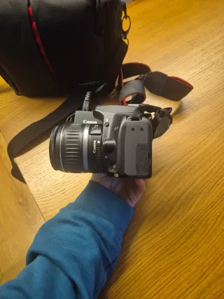 Cámara Canon EOS 1000D