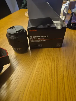 Cámara Canon EOS 1000D