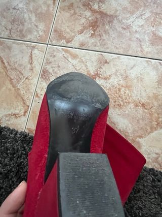 Botines rojos media caña