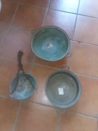 Juego de 3 sartenes de metal