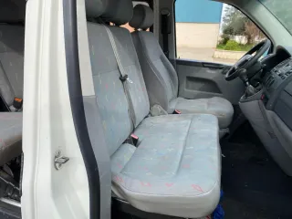 Volkswagen Transporter T5 2004