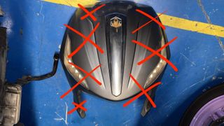 Embellecedor frontal Beverly 125 300 Piaggio