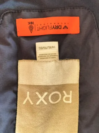 Chaqueta Roxy Dryflight con capucha