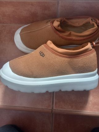 UGG Tasman Weather Hybrid slipper