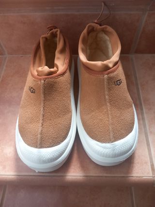 UGG Tasman Weather Hybrid slipper