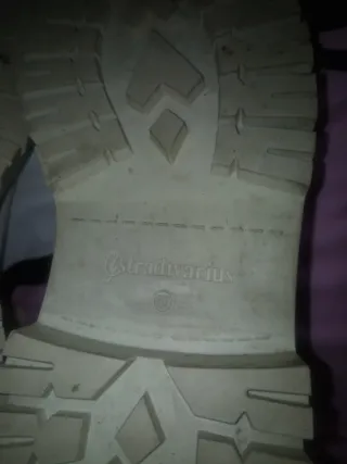 Botas plataforma Stradivarius beige talla 39