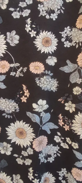 Vestido floral negro tirantes