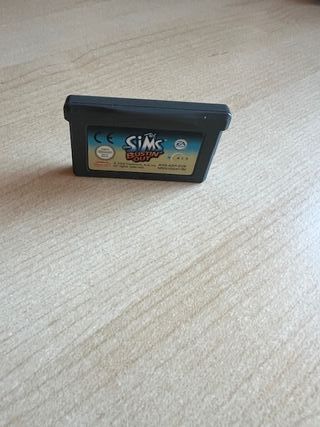 Los Sims Bustin' Out GBA