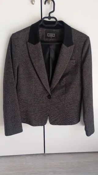 Americana Blazer Gris y Negra Talla 40-42