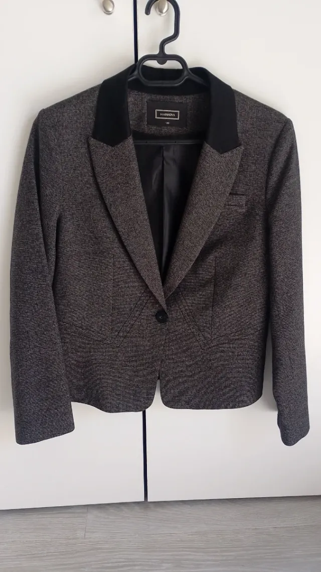 Americana Blazer Gris y Negra Talla 40-42
