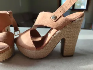 Sandalias Vizzano Plataforma Beige/Rosa