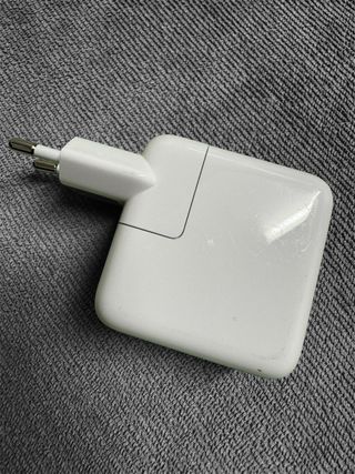 Cargador Apple MacBook 30w