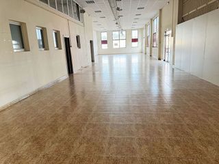 Nave industrial en alquiler en Centro en Avilés