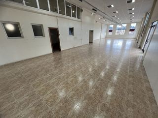 Nave industrial en alquiler en Centro en Avilés