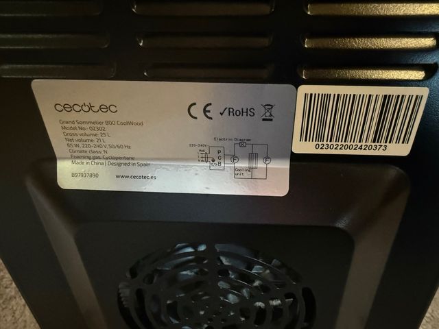 Vinoteca Cecotec Grand Sommelier 800