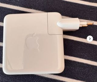 Cargador MacBook Apple 61w