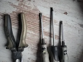 3destornilladores WURT y 1 Alicate