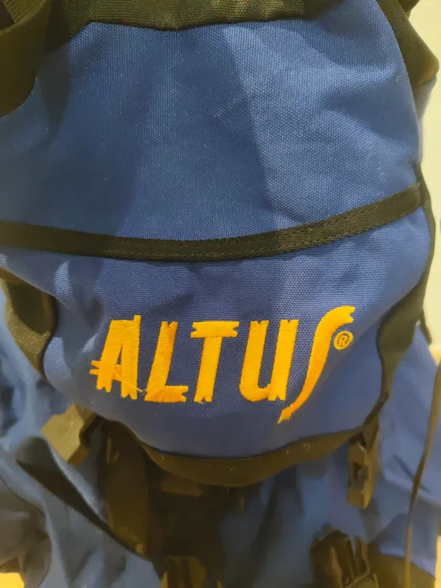 Mochila de Montanha Altus 65L Azul