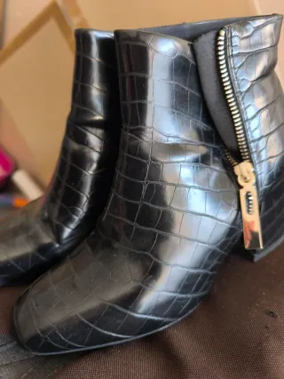 Stivaletti neri Stradivarius tg 36