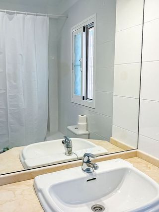 Chalet en alquiler en El Faro de Calaburra - Chaparral en Mijas