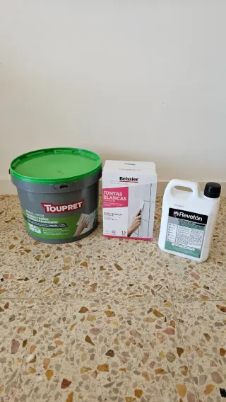 Kit masilla tapar azulejos Toupret y Beissier