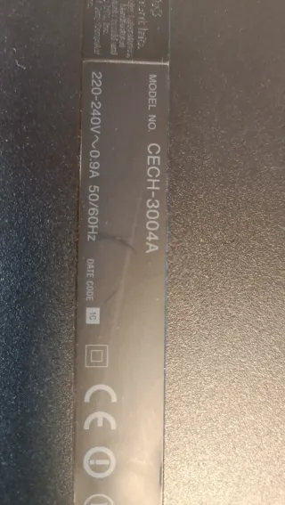 Consola PS3 Sony con 2 mandos y juegos