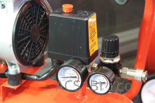 Compresor Aire Silencioso 24 L - 0,75 Hp - 09368 - Mader