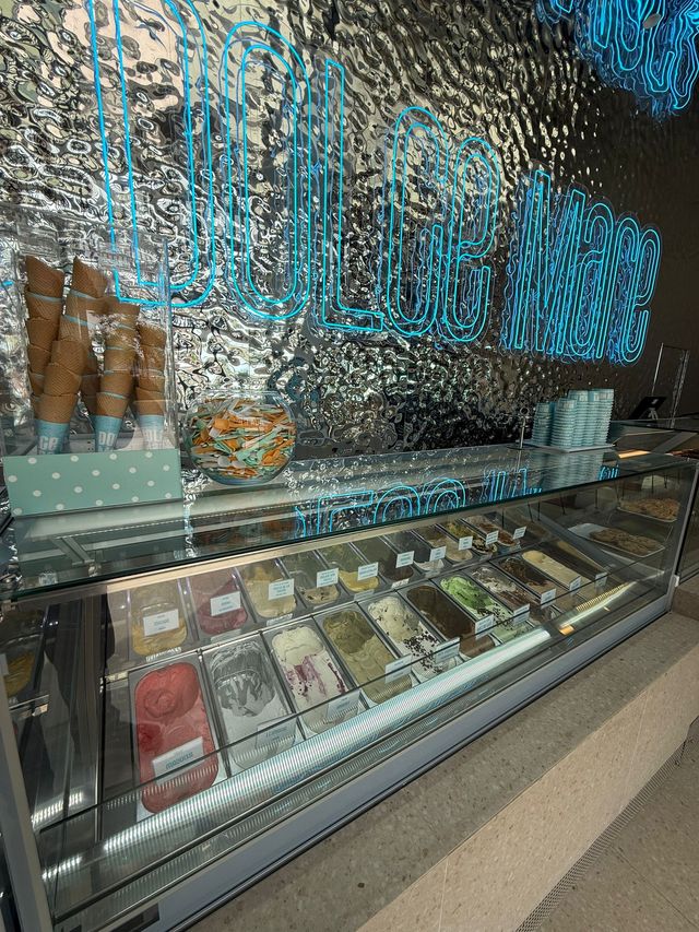 Heladeria en Puerto de Barcelona