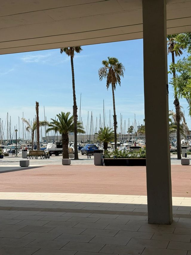 Heladeria en Puerto de Barcelona