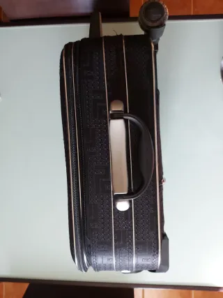 Maleta de cabina avión negra