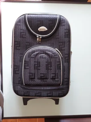 Maleta de cabina avión negra