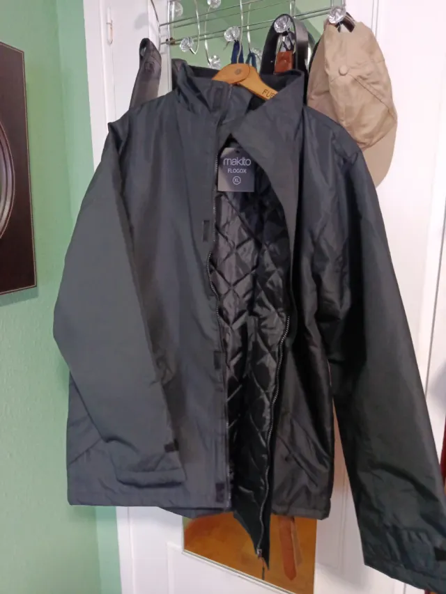 Chaqueta Makito Invierno Talla XL Negra