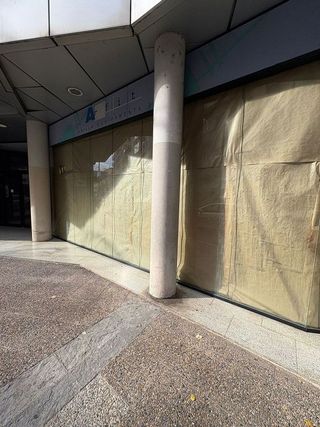 Local comercial en alquiler en Eixample Nord – La Devesa en Girona