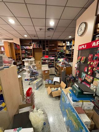 Local comercial en alquiler en Eixample Nord – La Devesa en Girona