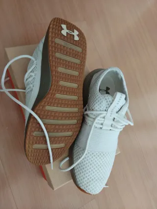 Zapatillas Under Armour Mujer Blancas