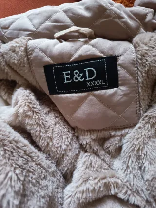 Chaqueta acolchada E&D XXXL Beige.
