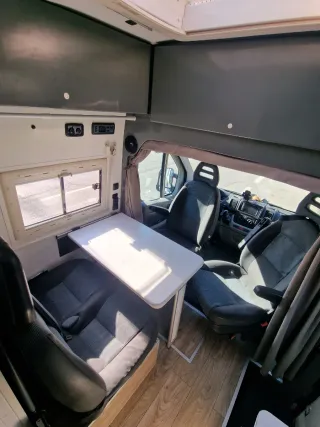 Furgo Autocaravana Camper