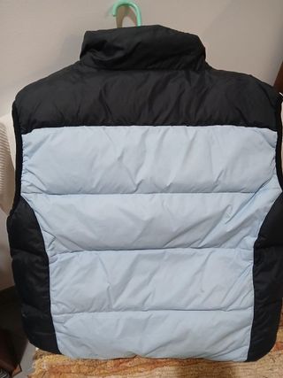 Chaleco Trango Plumas Negro y Azul