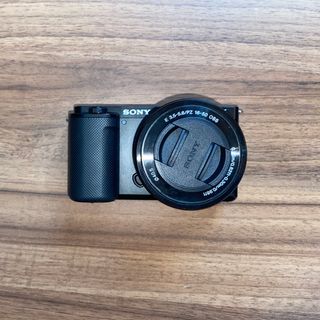 Cámara Sony Alpha ZV-E10