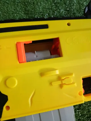 Pistola Nerf Fortnite Amarillo