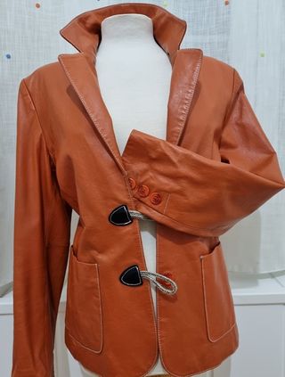 Chaqueta polipiel naranja