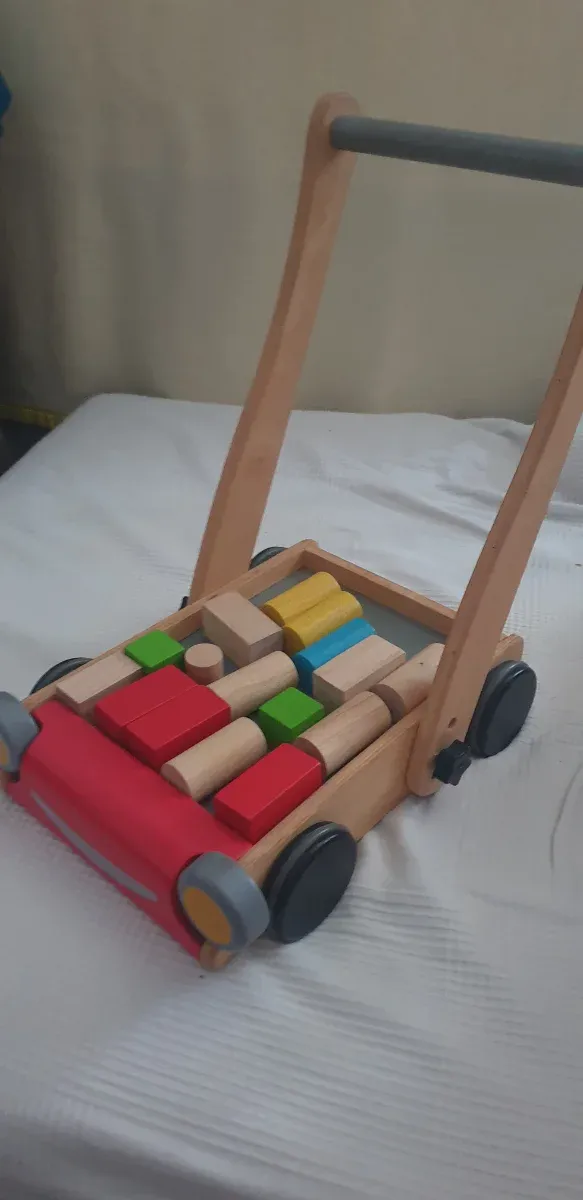 Andador correpasillos madera con bloques