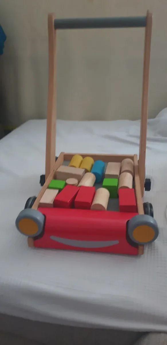 Andador correpasillos madera con bloques