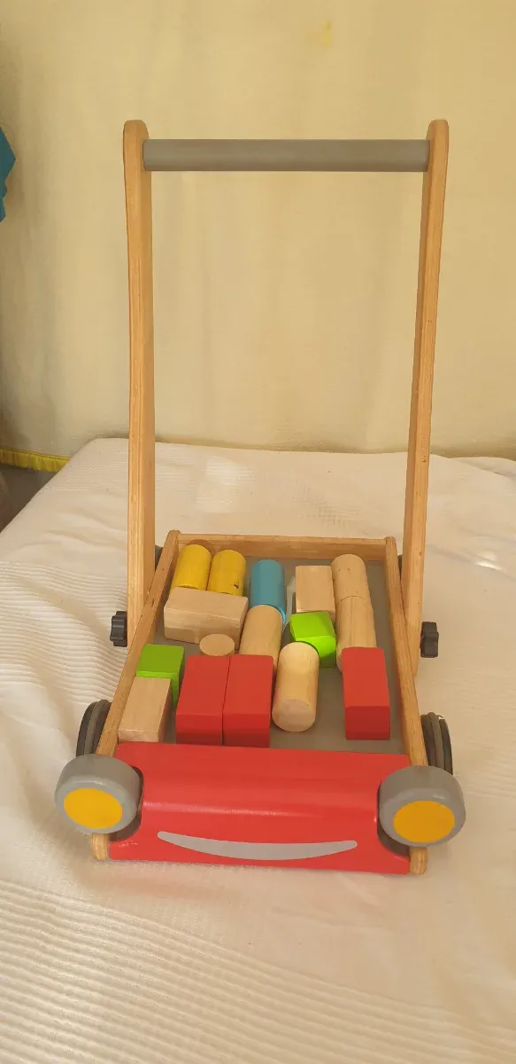 Andador correpasillos madera con bloques